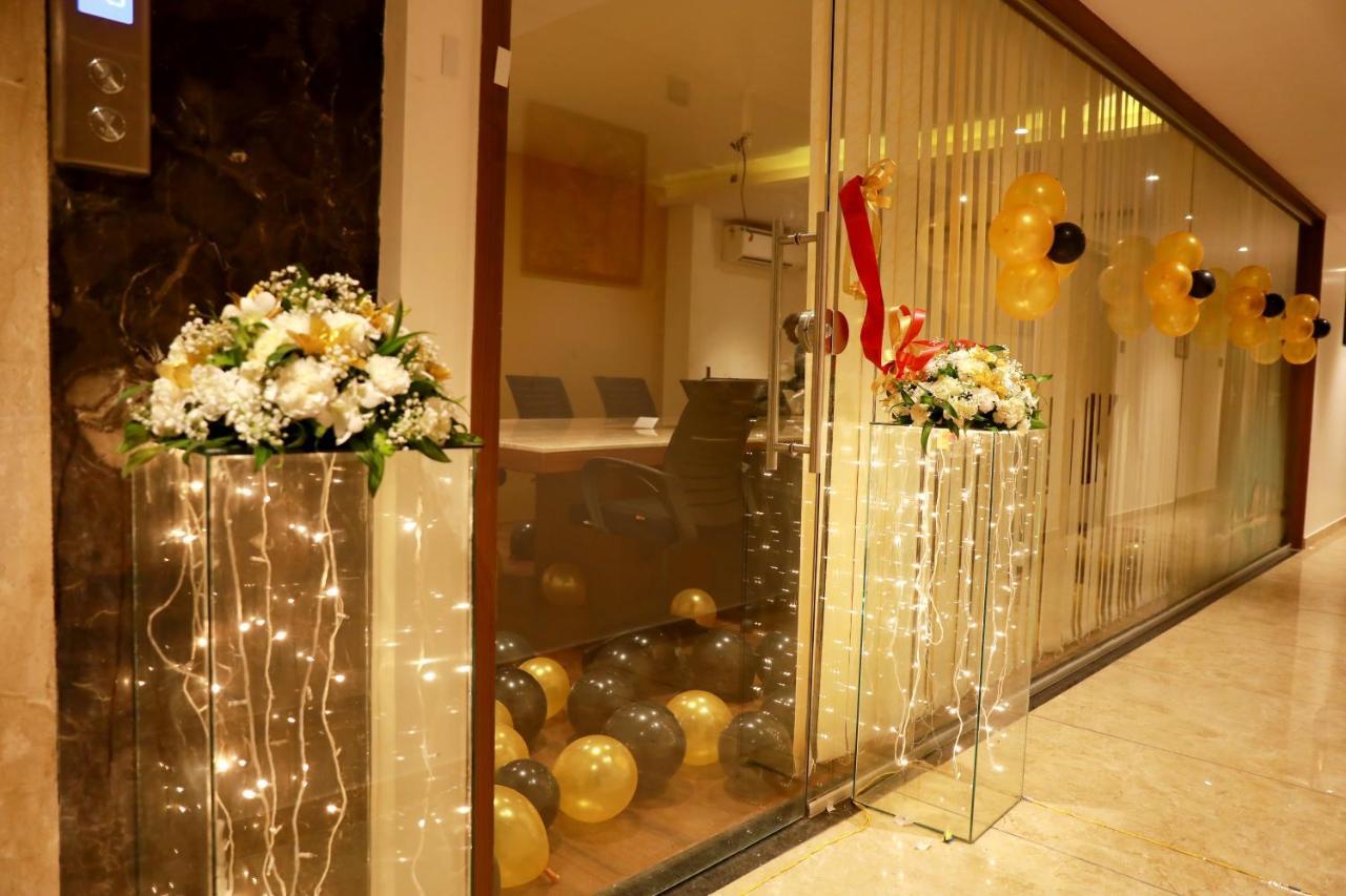 Kochi Aura One Hotel מראה חיצוני תמונה