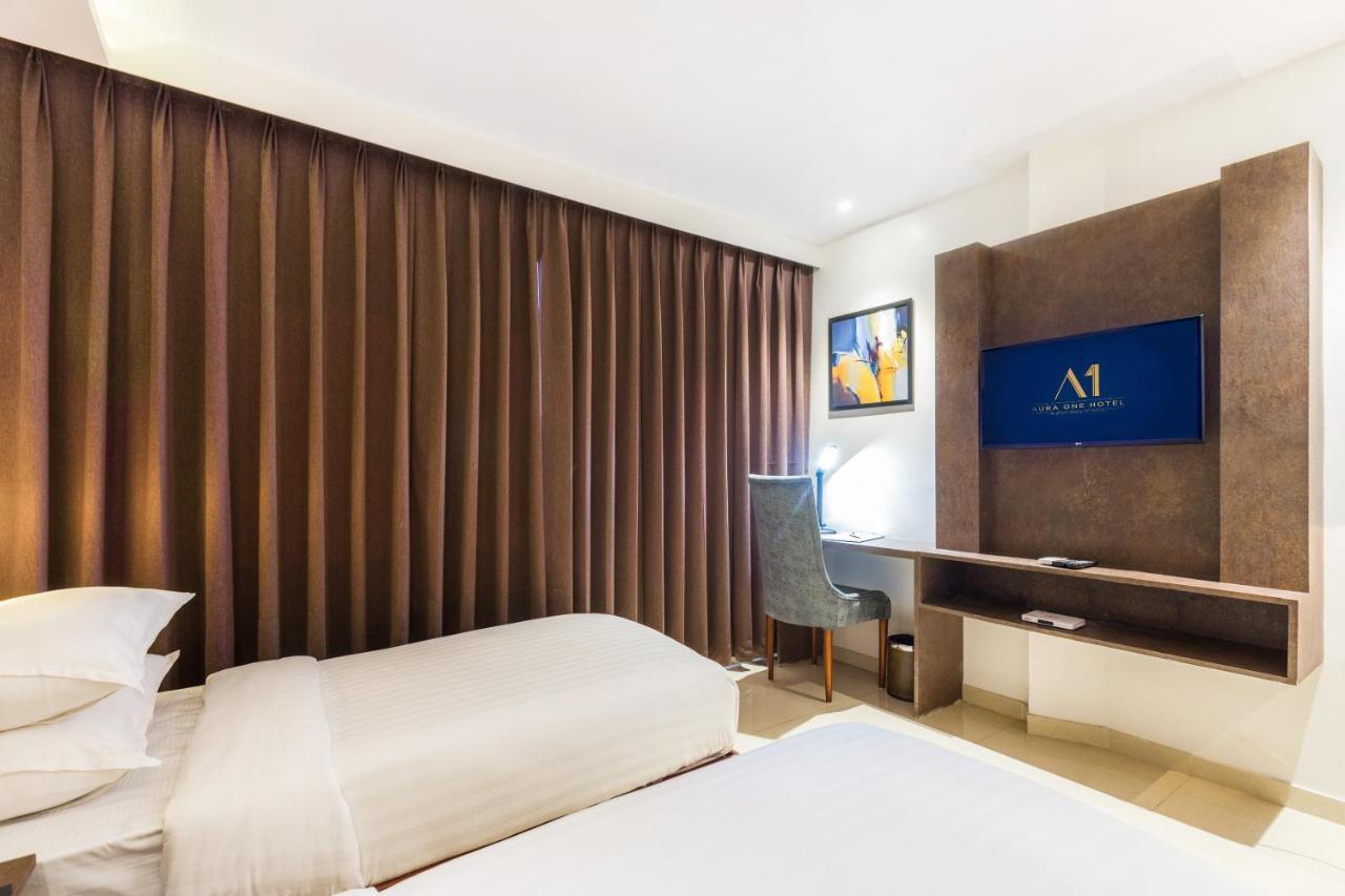 Kochi Aura One Hotel מראה חיצוני תמונה