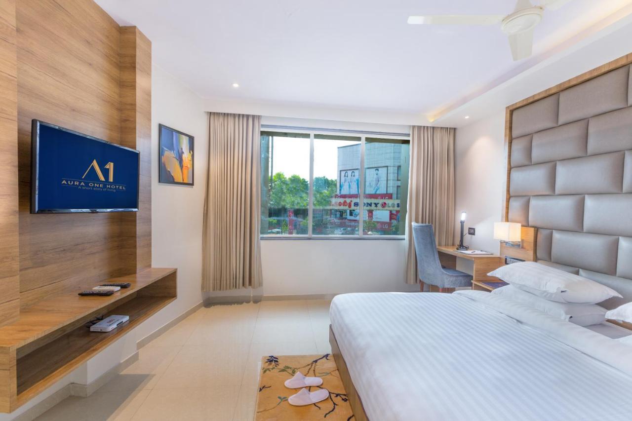 Kochi Aura One Hotel מראה חיצוני תמונה