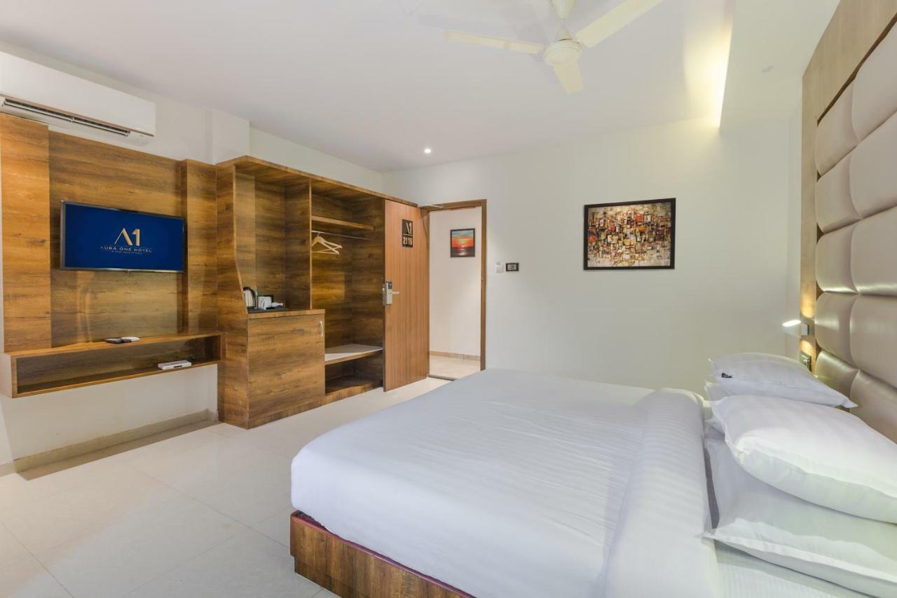 Kochi Aura One Hotel מראה חיצוני תמונה