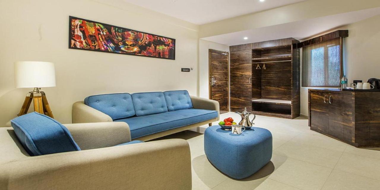 Kochi Aura One Hotel מראה חיצוני תמונה